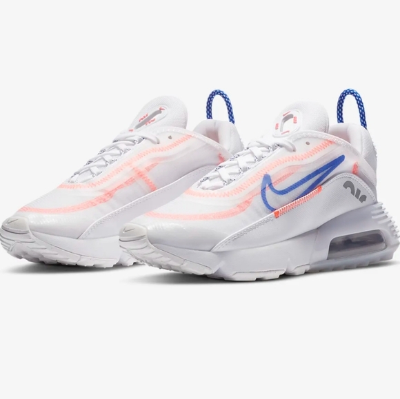 Nike Sneakers - Picture 2 of 16